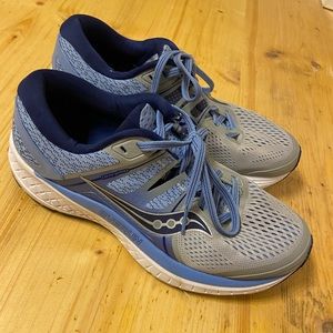 Saucony Omni - Size 7.5M